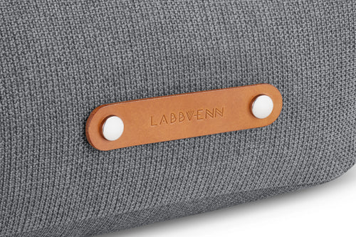 Labbvenn BOSCA & Föra — Le lit et son plaid